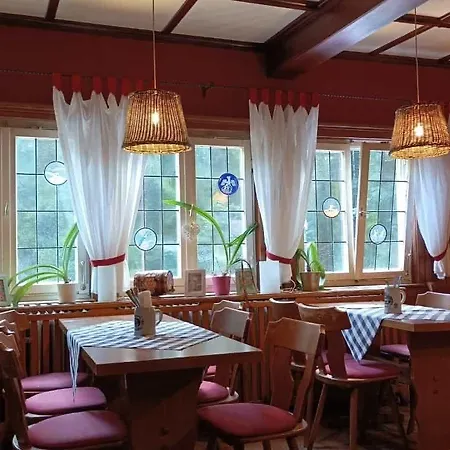 Bergwaldhuette Отель *